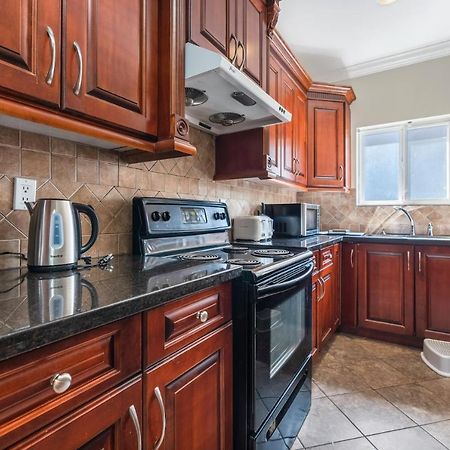Share Home 1Bd Suite In Coquitlam Exteriér fotografie